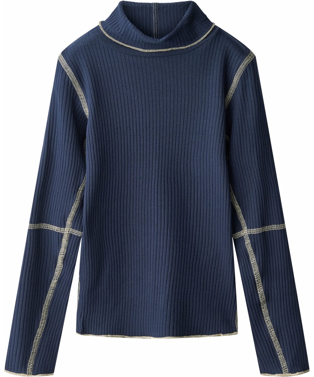 Rennie - Galaxy Blue - Donkerblauwe longsleeve voor kinderen gemaakt van elastische zacht viscose ribkatoen in een aansluitende pasvorm met een col, onbewerkte boorden en zichtbare crèmekleurige stiksels.