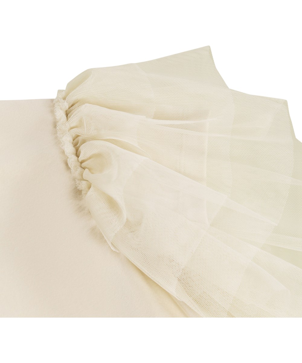 Robyn - Summer Sand - Gebroken witte katoenen kinder T-shirt met tule mouwen