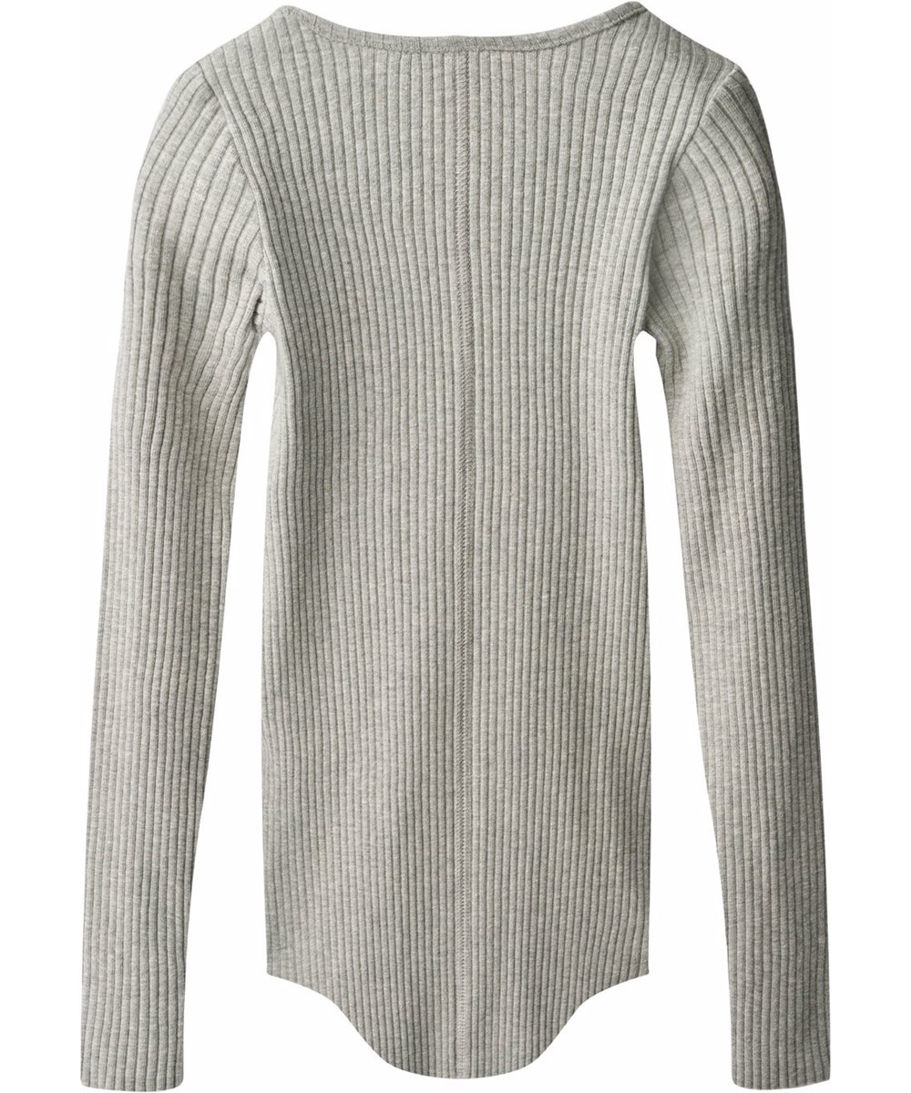 Rochelle - Grey Melange - Grijze longsleeve voor kinderen gemaakt van rekbaar biologisch katoenen ribstof in een aansluitende pasvorm met een ronde hals en onbewerkte boorden rond de mouwen met duimgaten.