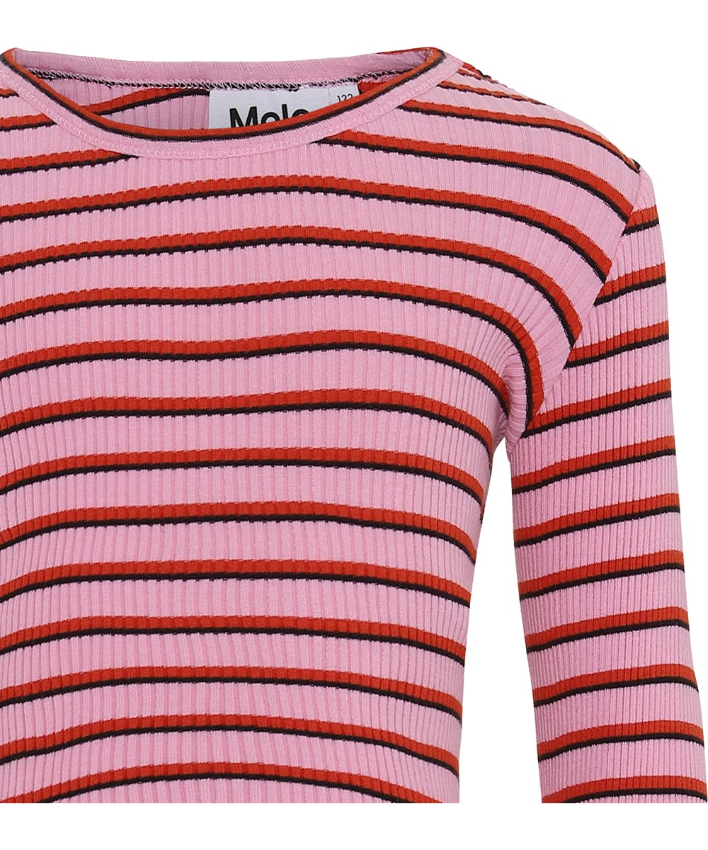 Rochelle - Pink Red Stripe - Roze en rode gestreepte biologische ribshirt