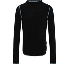 Ruya T-shirts & Tops