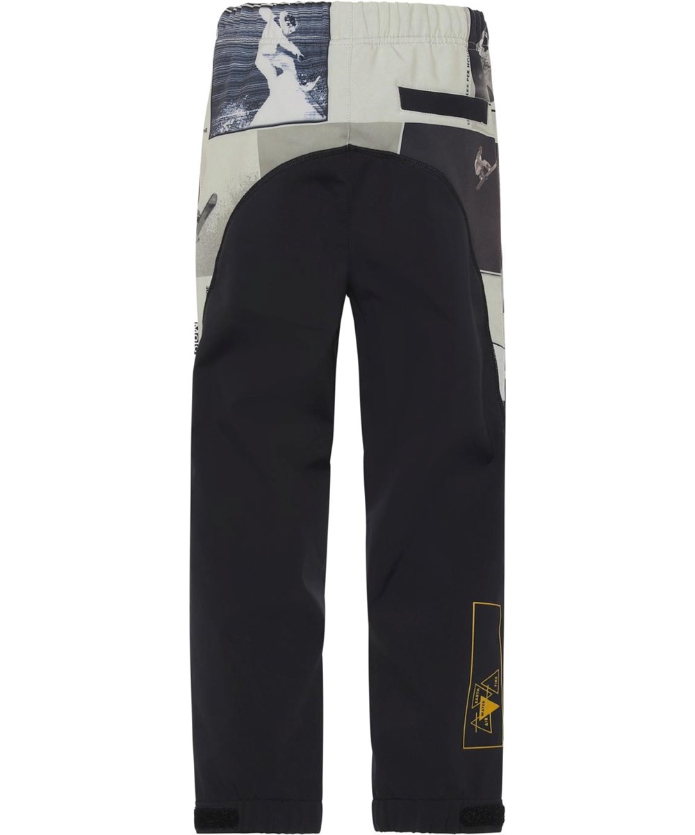 Haemon - Screenshot - Recycelte beige Softshellhose mit Snowboarder