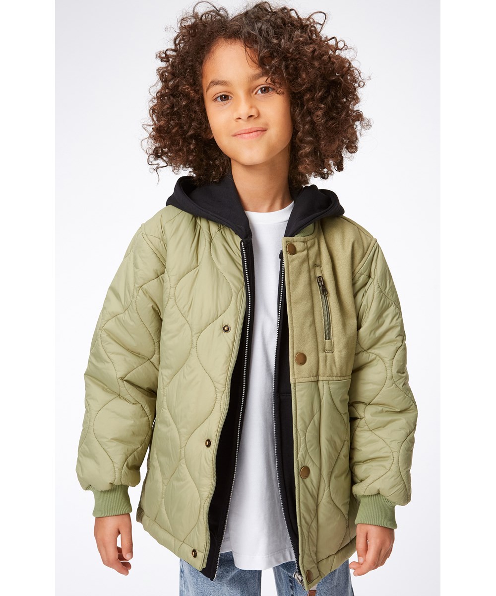 Harold - Sage - Wasserabweisende Jacke für Kinder in Hellgrün.