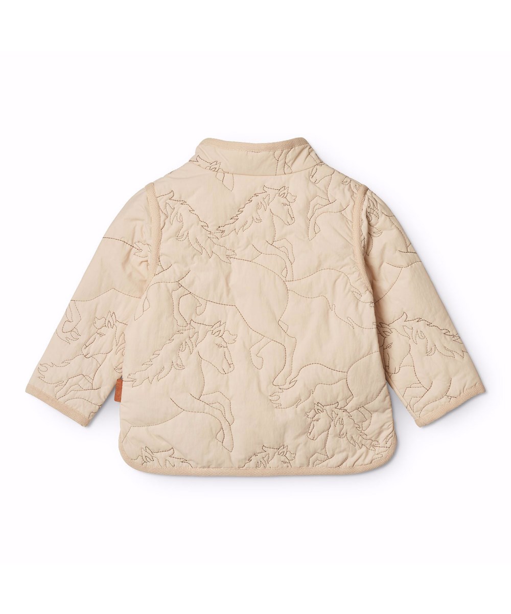 Harrie - Brazilian Sand - Beige wasserabweisende Thermojacke für Kinder aus recyceltem Nylon mit einem gesteppten Muster von Pferden.