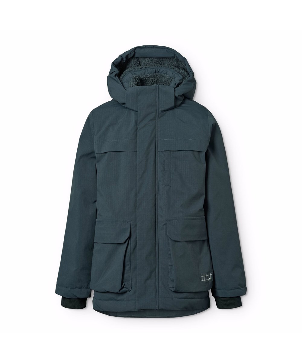 Heiko - Night Navy - Wind- und wasserabweisende dunkelblaue Jacke für Kinder aus recyceltem Nylon mit praktischem Reißverschluss, hohem Kragen und abnehmbarer gefütterter Kapuze.