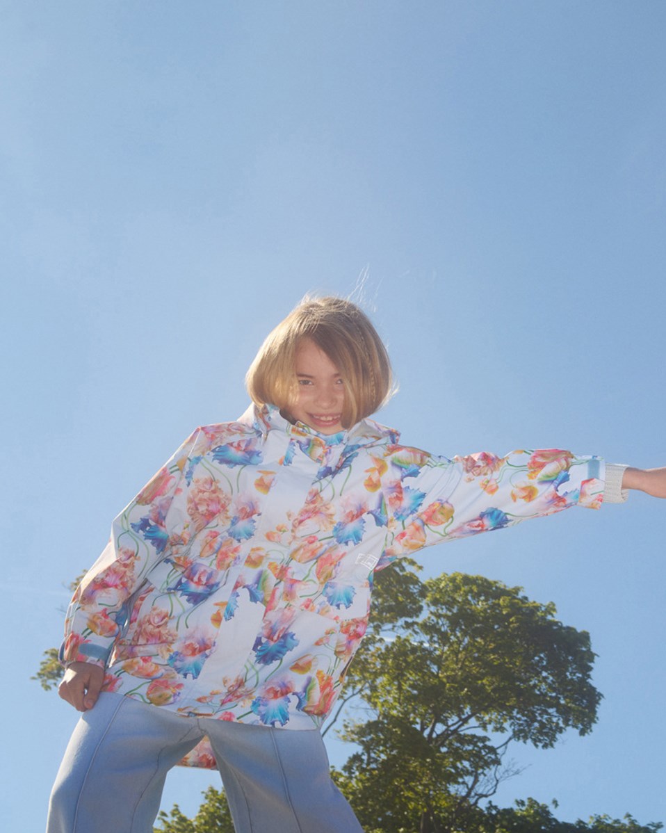 Hennah - Rosequartz - Pinkfarbene wind- und wasserdichte Jacke für Kinder aus recyceltem Polyester mit abnehmbarer Kapuze.