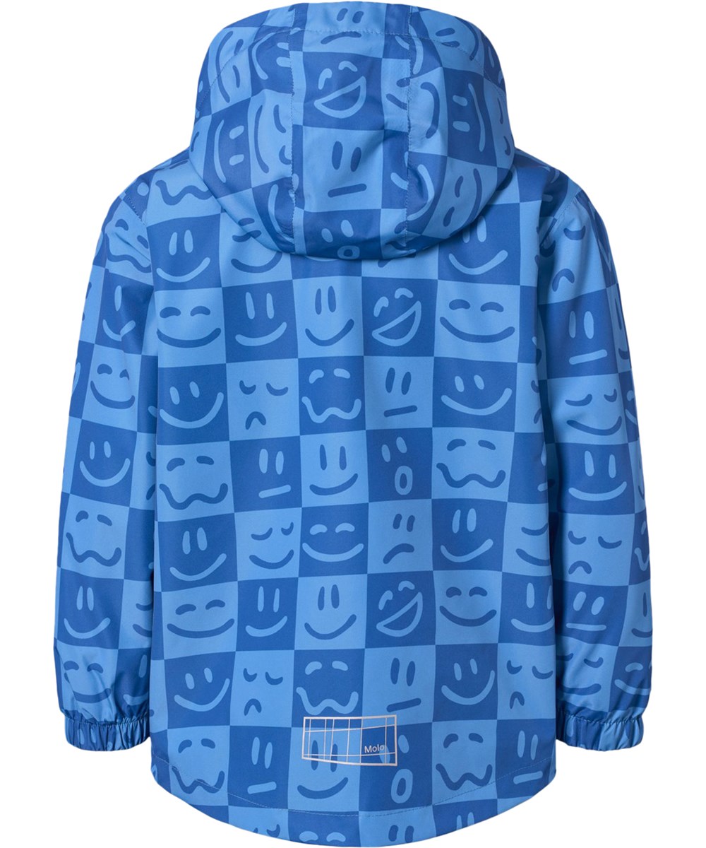 Waiton - Vibe Checks BLU - Wind- und wasserdichter Regenmantel aus recyceltem Polyester. Der Mantel ist in Blautönen mit einem karierten Druck verschiedener Emojis.
