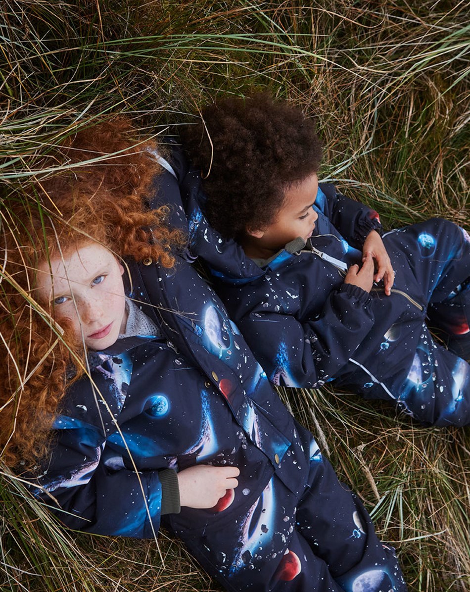 Pingo - Into Space - Recycelter dunkelblauer Schneeanzug mit Planetenaufdruck