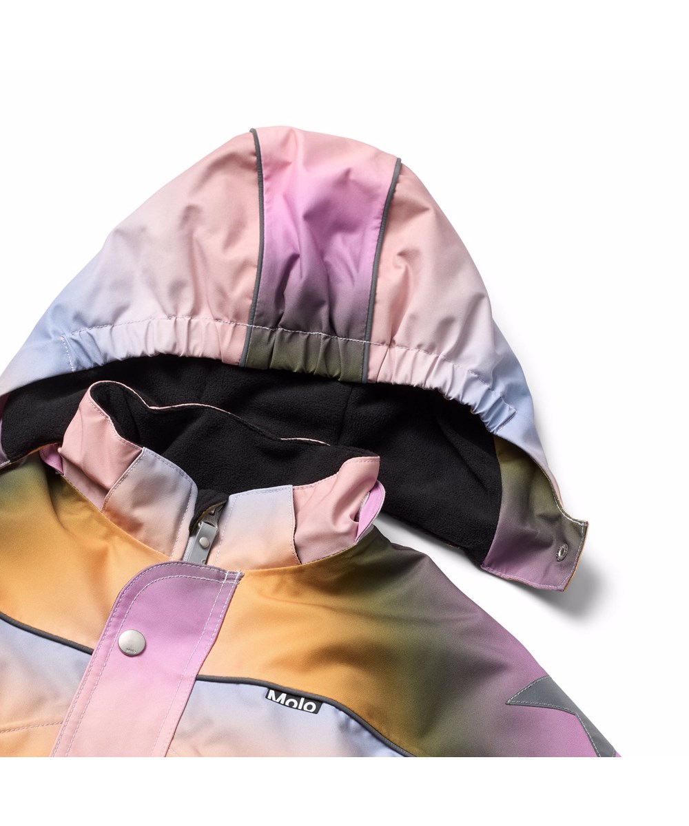 Polaris - Rainbow Sky - Wind- und wasserdichter Regenbogenfarbener Schneeanzug für einen kalten Winter aus recyceltem Polyester und gefüttert mit 3M™ Thinsulate™.