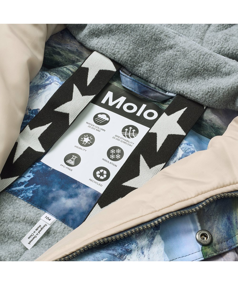 Polaris - Snowy Mountains - Wind- und wasserdichter Overall mit einem wunderschönen Landschaftsdruck, der schneebedeckte Berggipfel in lebendigen Farben zeigt, hergestellt aus recyceltem Polyester und gefüttert mit 3M™ Thinsulate™.