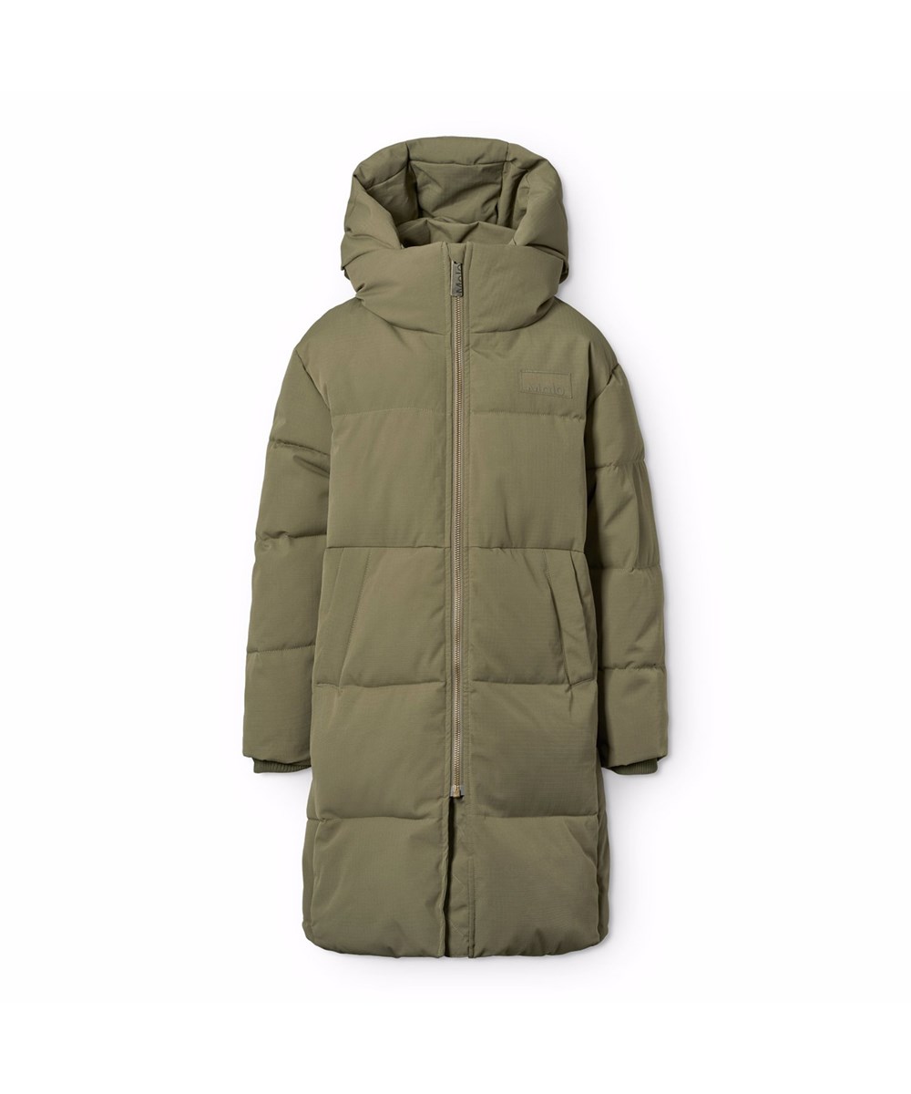 Harper - Bark Green - Wind- and water-repellent dark green jacket for children in recycled nylon with practical zipper closure, high collar, and detachable hood.