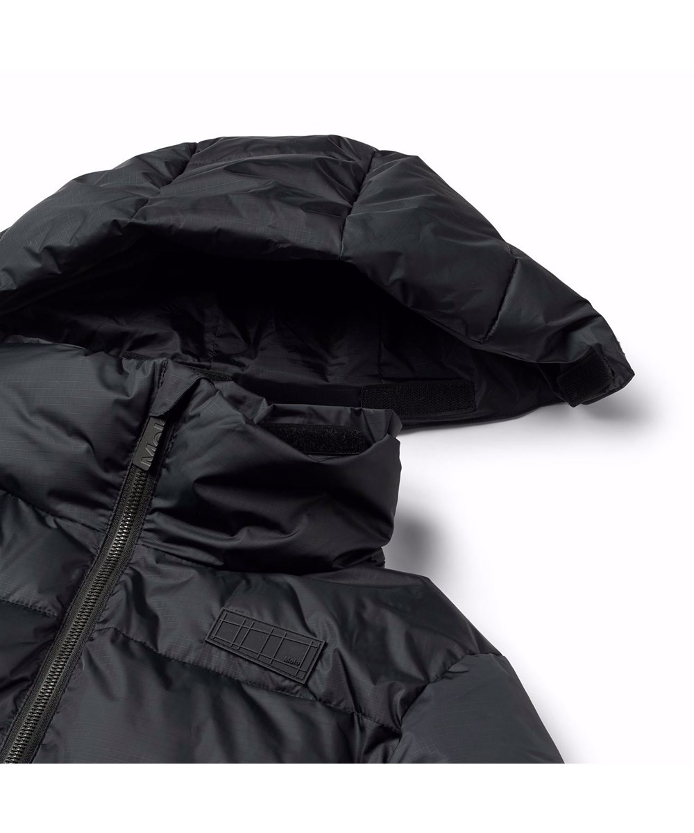 Hilo - Black - Black puffer jacket for children in recycled polyester.