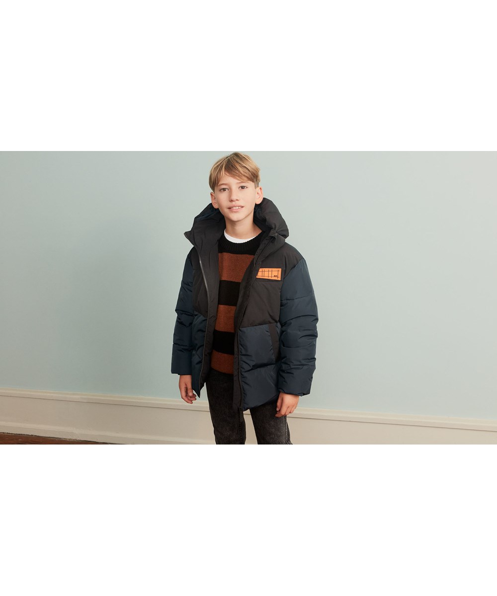 Hilo - Carbon - Green recycled down bomber jacket