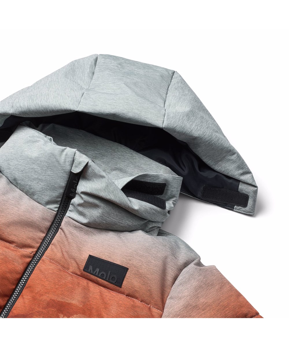 Hilo - Sunrise - Grey, orange, and blue jacket for children in recycled polyester with a practical zip closure, high collar, and detachable hood.