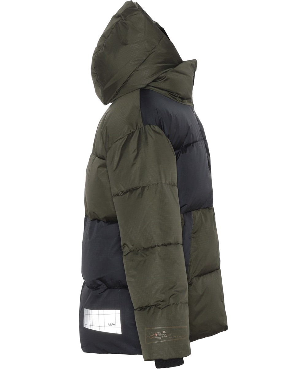 Hilo - Forest - Recycled green down jacket with hood