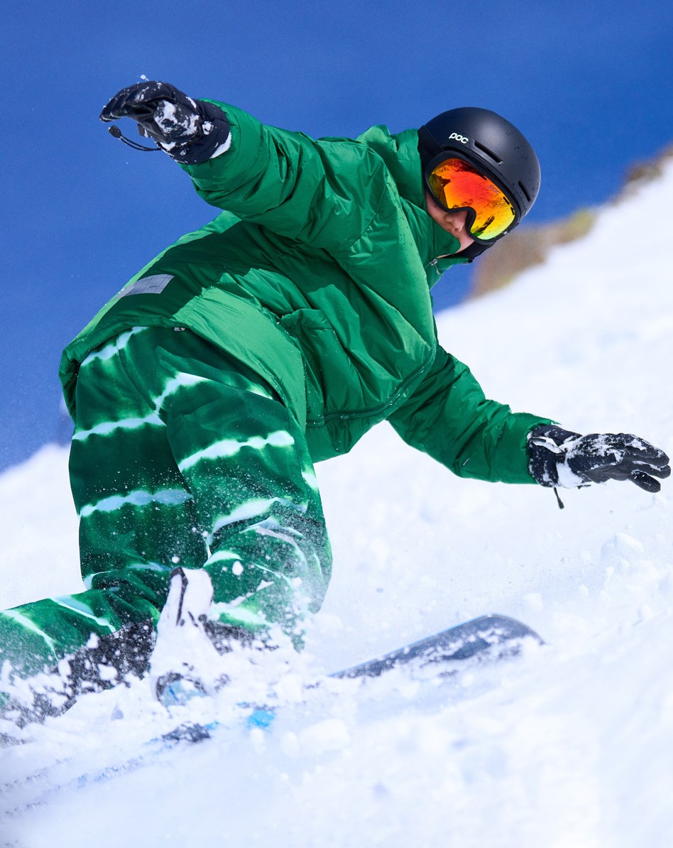 Hilo - Woodland Green - Recycled soft, warm down jacket in green