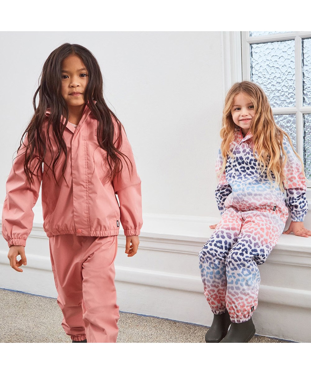 Waiton - Rosewater - Lightweight and breathable rain jacket in rose