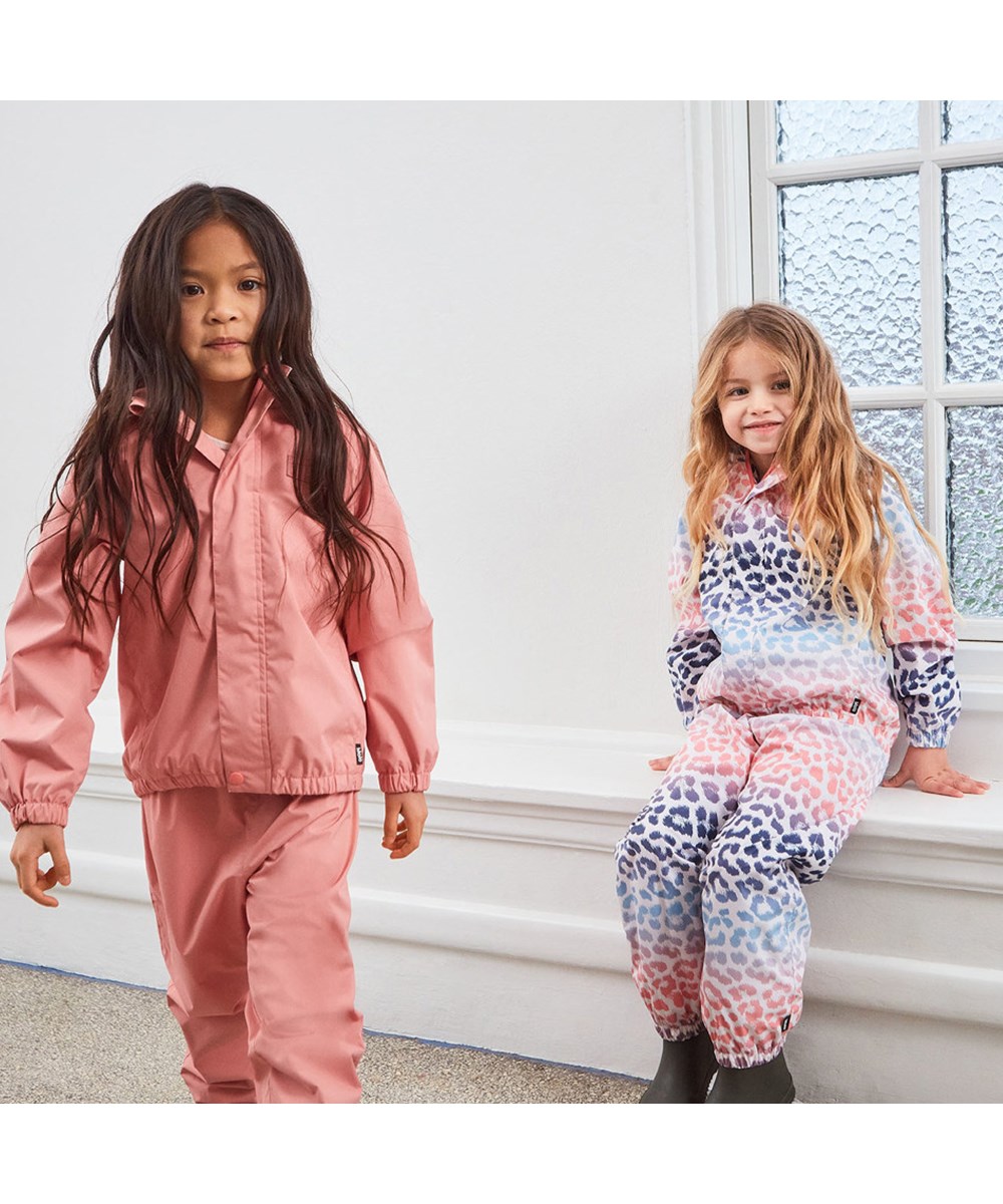 Whalley - Jaguar Stripe MIX - Lightweight and breathable rainwear set in multi-coloured animal print and rose
