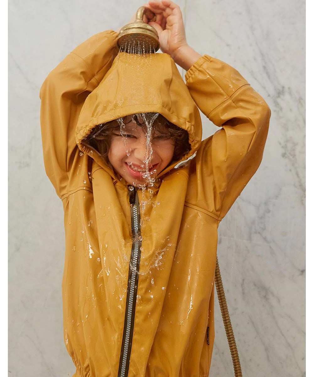 Zan - Honey - Golden rain jacket