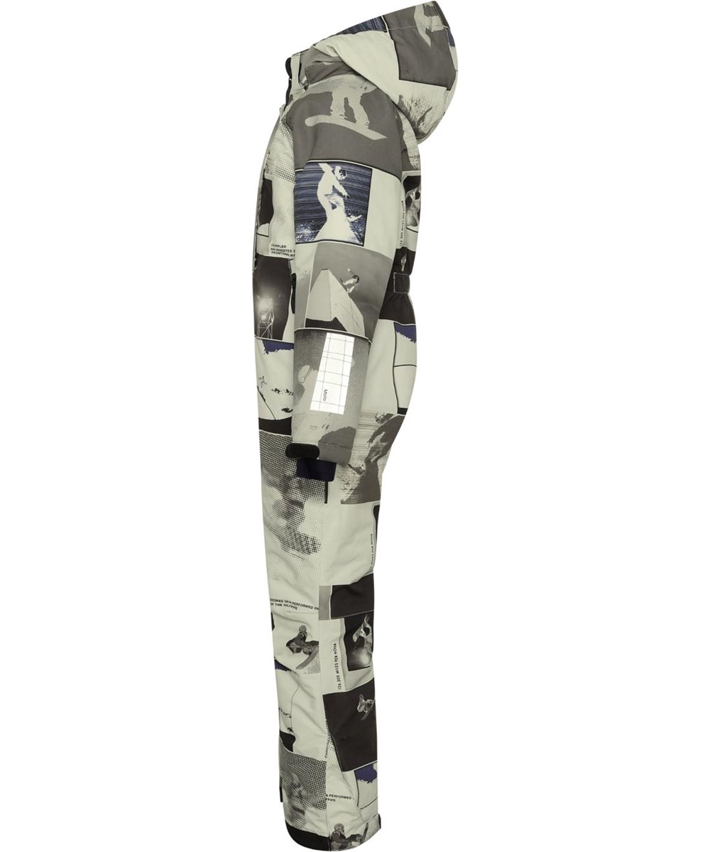 Hux - Screenshot - Recycled beige snowsuit with snowboarders