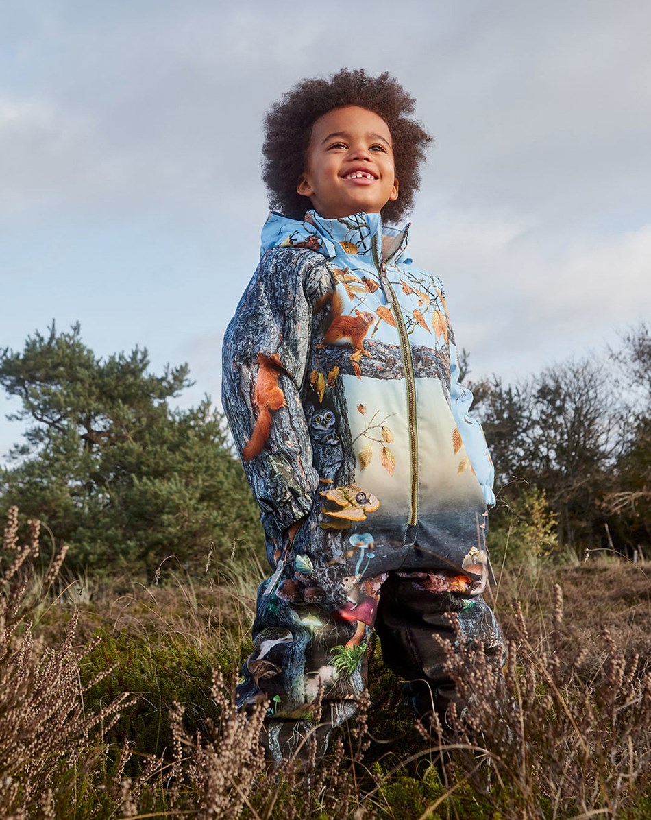 Polar - Magic Nature - Recycled flyverdragt med print af skov og dyr