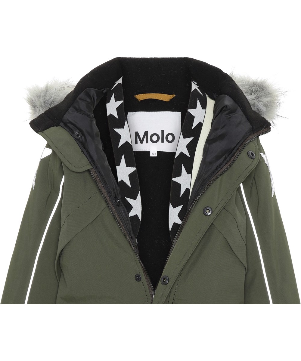 Polaris Fur - Forest - Recycled flyverdragt i grøn og pels kant