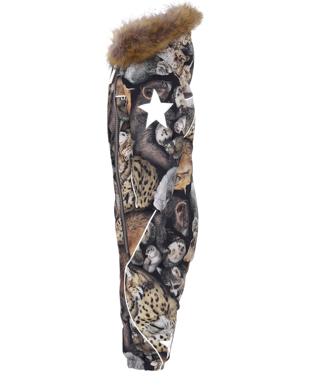 Pyxis Fur - Sleeping Cubs - Recycled flyverdragt med dyre print og pels