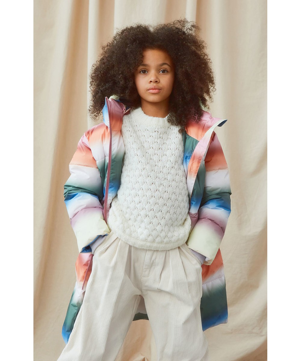 Harper - Misty Rainbow - Recycled dun frakke i pastel regnbue print