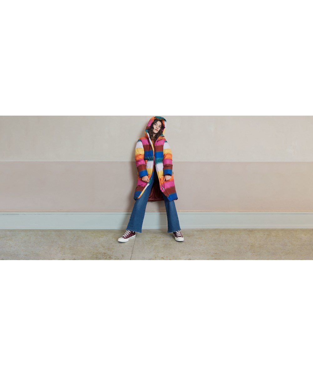 Harper - Glowy Rainbow - Recycled regnbue lang varm frakke