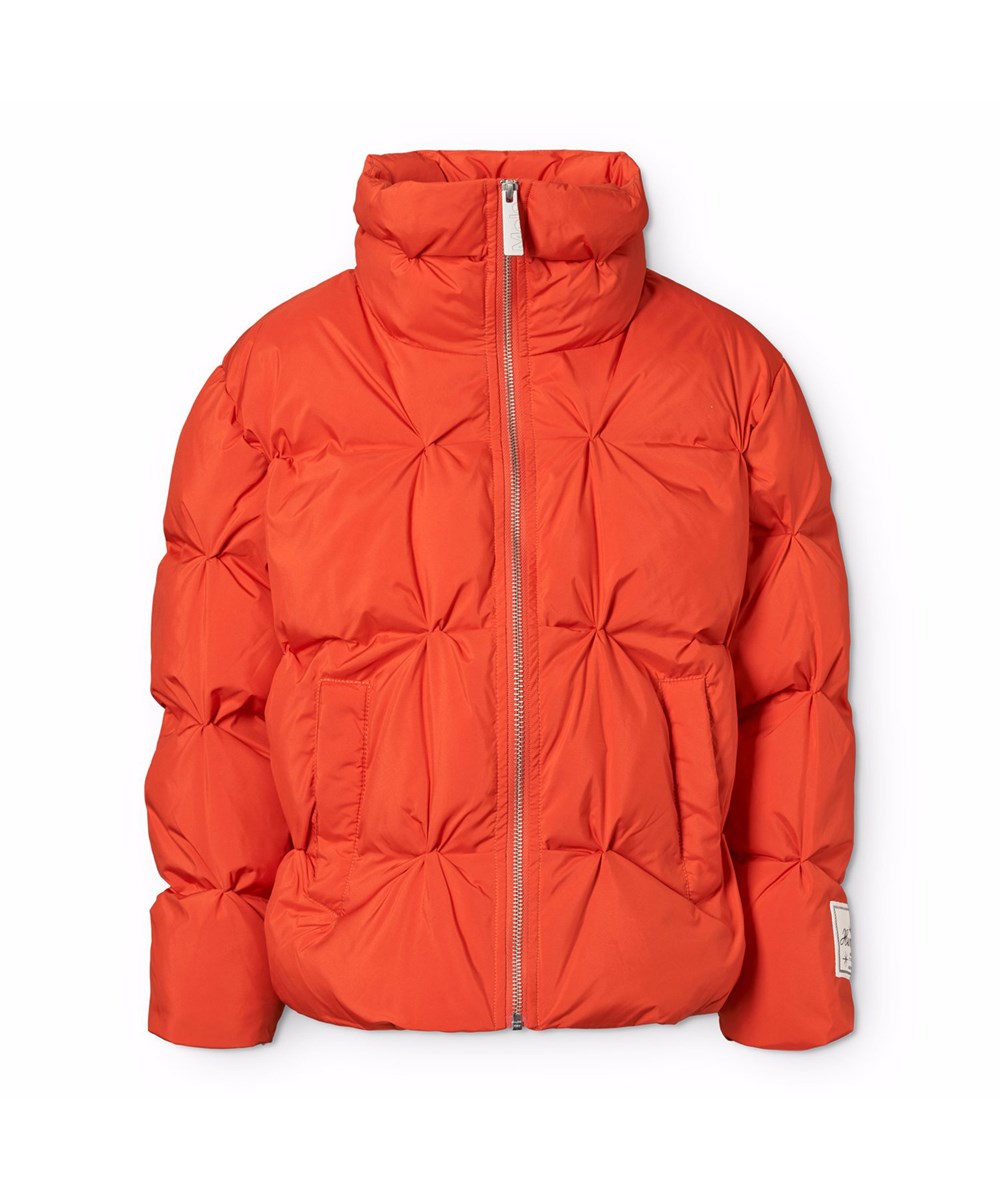 Helsa - Rising Sun - Vandafvisende rød jakke til børn i genanvendt polyester med quiltet effekt og front lommer.