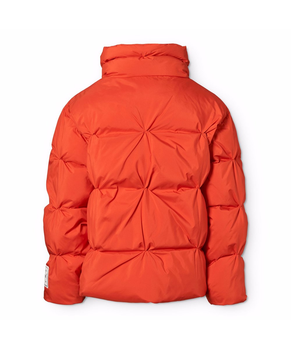 Helsa - Rising Sun - Vandafvisende rød jakke til børn i genanvendt polyester med quiltet effekt og front lommer.