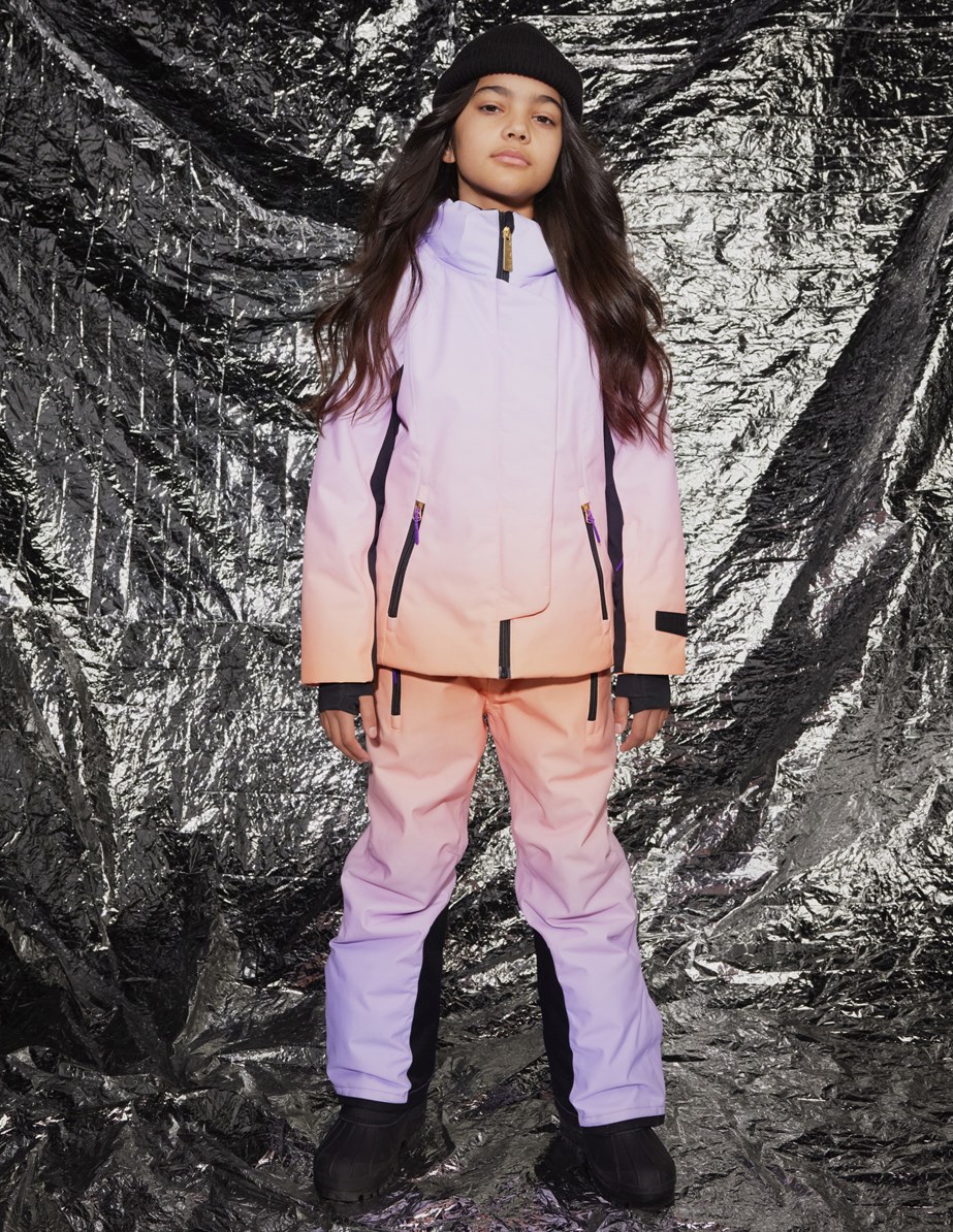Pearson - Gradient Lilac - Den perfekte vind- og vandtætte skijakke i genanvendt polyester, samt foret med fleece og 3M™ Thinsulate™,  i orange, lyserød og pastellilla gradient farver