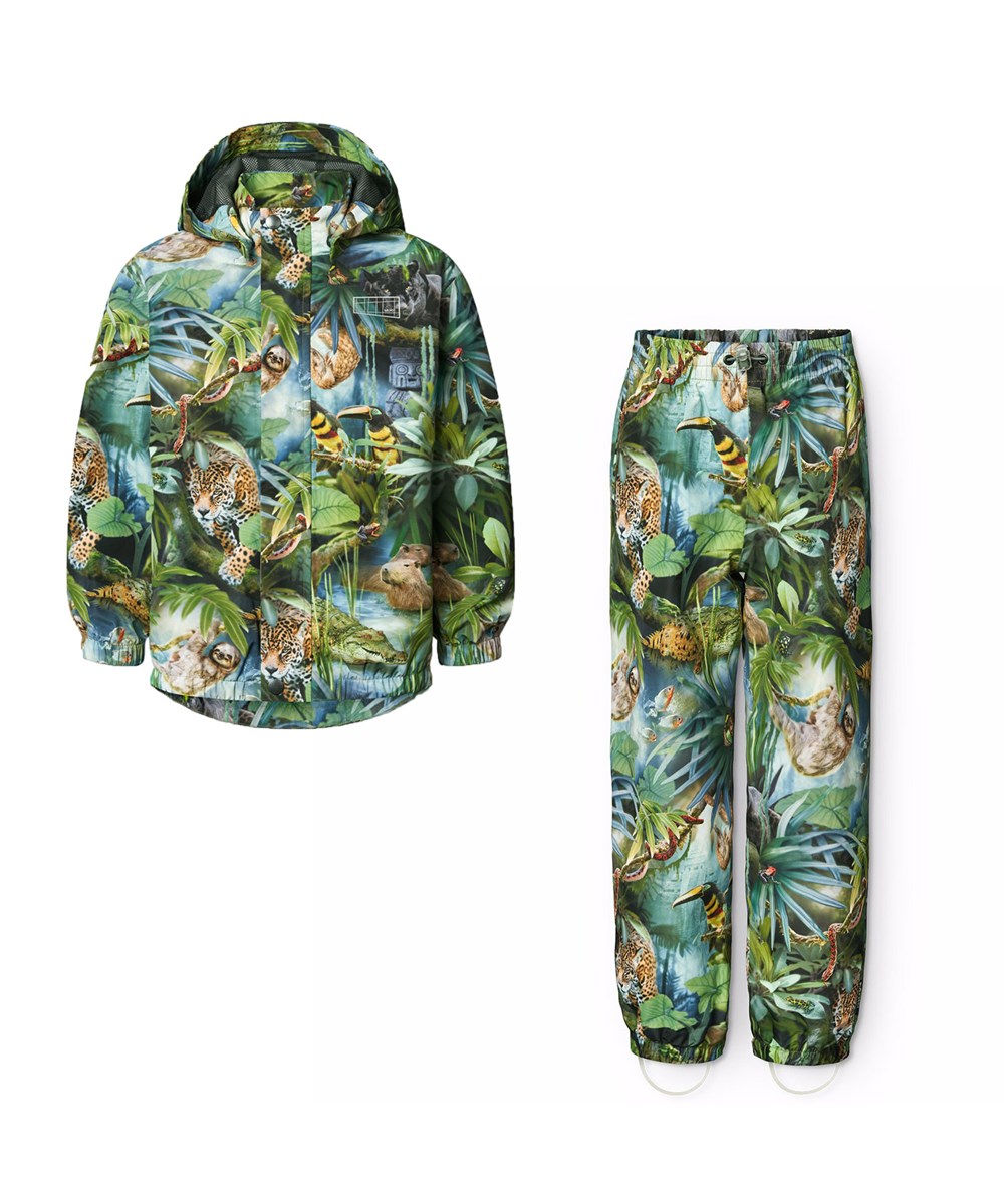 Whalley - Jungle Life - Grønt vind- og vandtæt regnsæt i genanvendt polyester med et allover print af en jungle og dens farverige dyr.