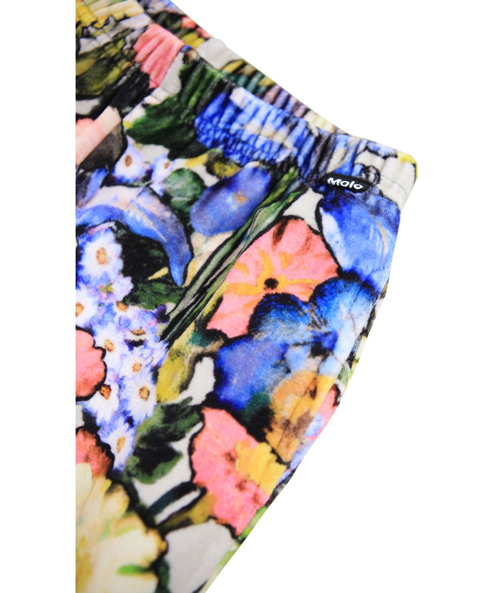 Adriana - Floral Impression - Multifarvede velourbukser i blød bomuld til børn med blomsterprint. 