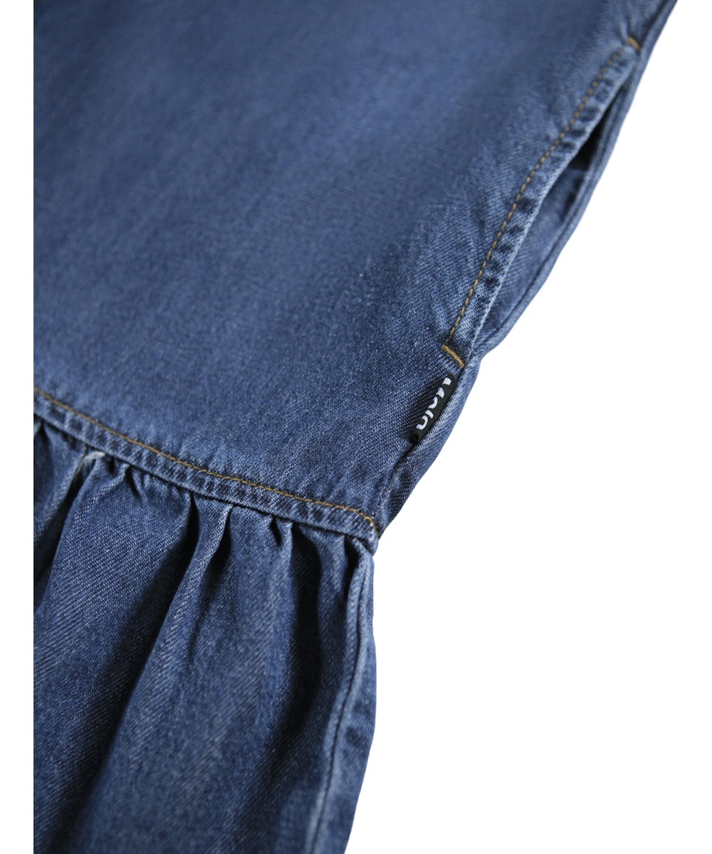 Celise - Blue Vintage - Kortærmet denimkjole med knaplukning til børn. 