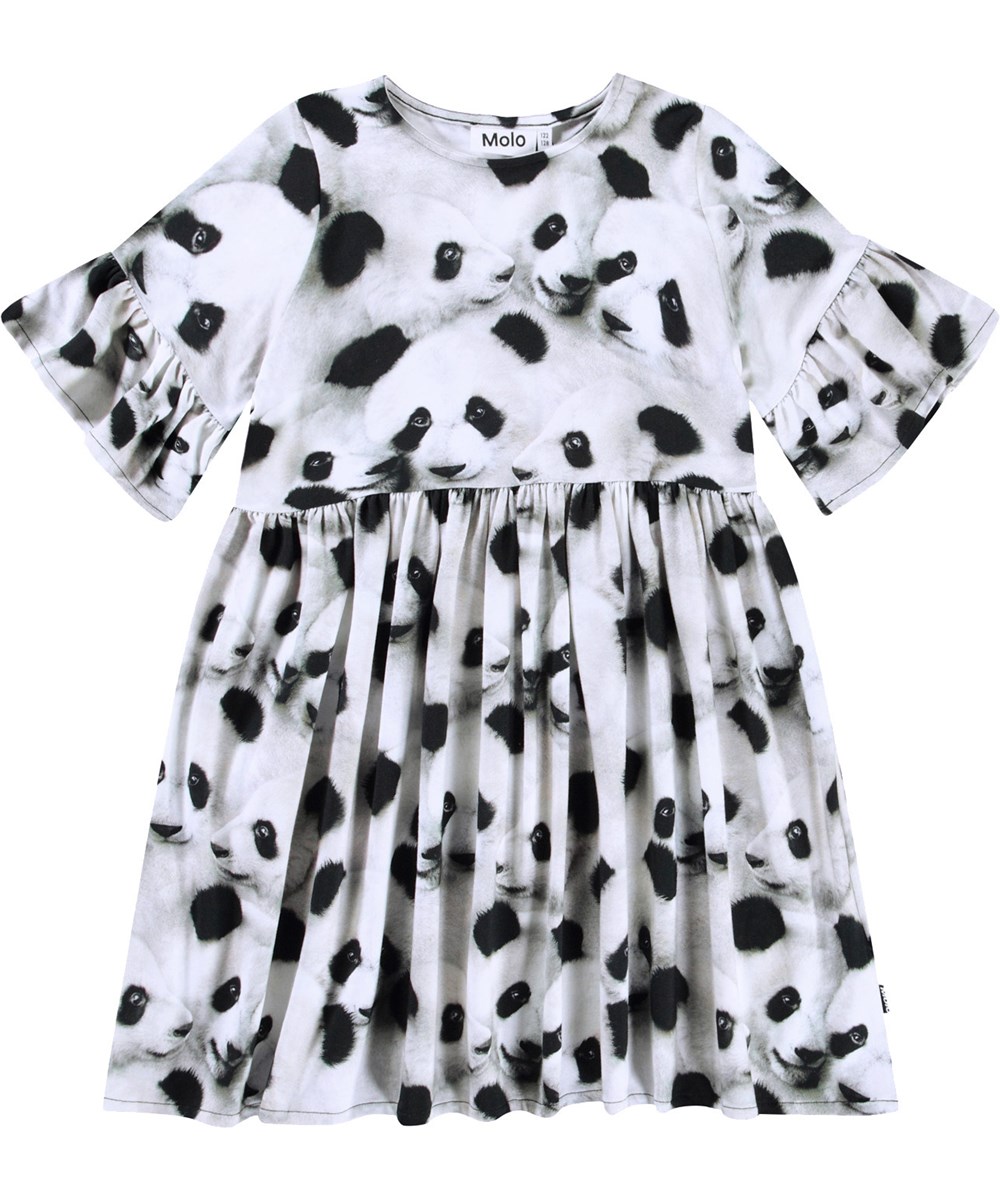 Chasity - Giant Panda - Knælang kjole til børn i blødt økologisk bomuldsjersey med rund hals og lange t-shirt ærmer med flæse.