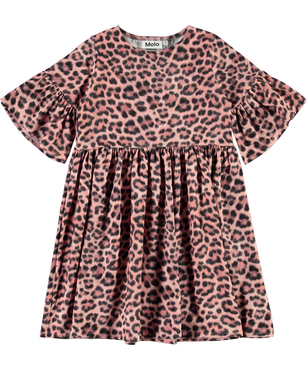 Chasity - Rose Jaguar - Økologisk kjole i lyserød leopard og flæse ærmer