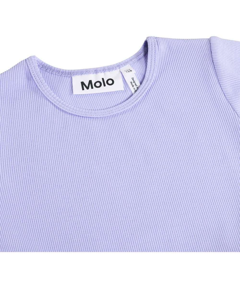 Cyrusila - Cool Lilac - Lilla kjole med korte ærmer og tylskørt med glade pailletblomster til børn