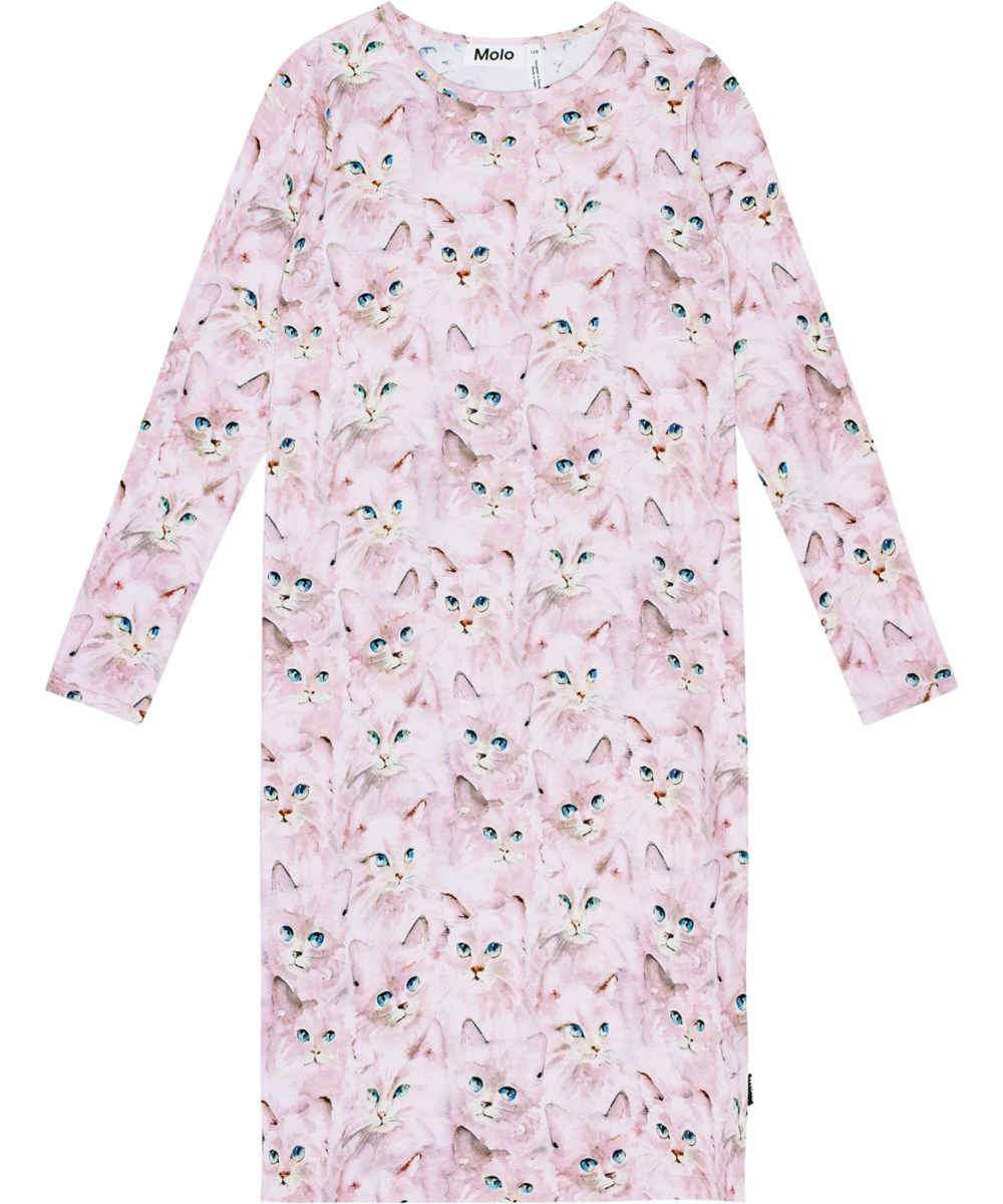 Lovely - Lavender Aquarelle - Lyserød natkjole i økologisk bomuldet med et print af søde akvarel malet katteansigter i lyserøde og rosa nuancer