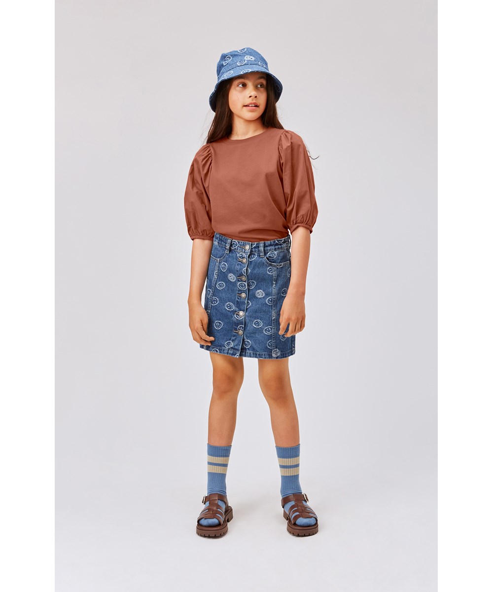 Bera - Blue Happiness - Denim nederdel med smilende ansigter