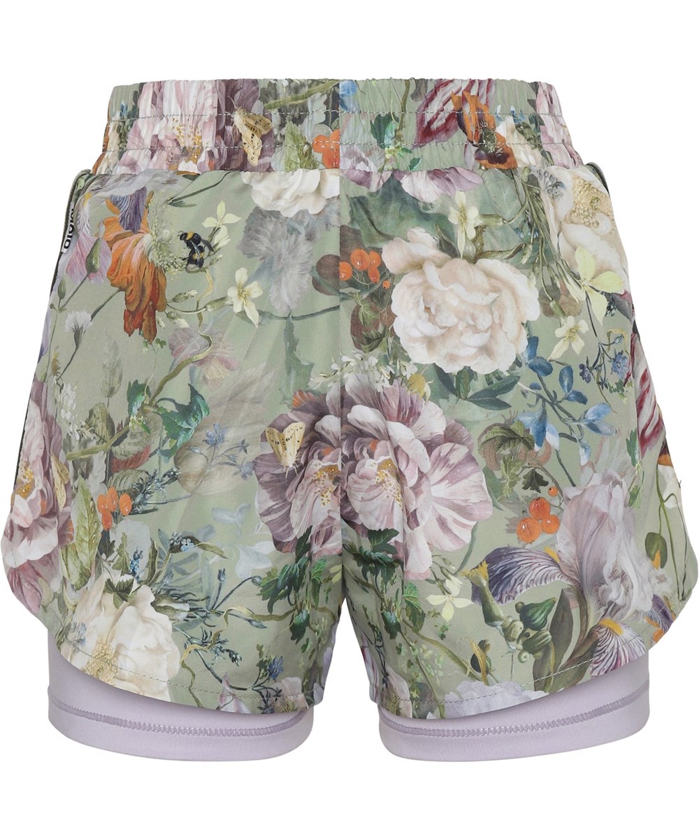 Omari - Green Botanic - Sportsshorts i lysegrøn og lilla med blomster