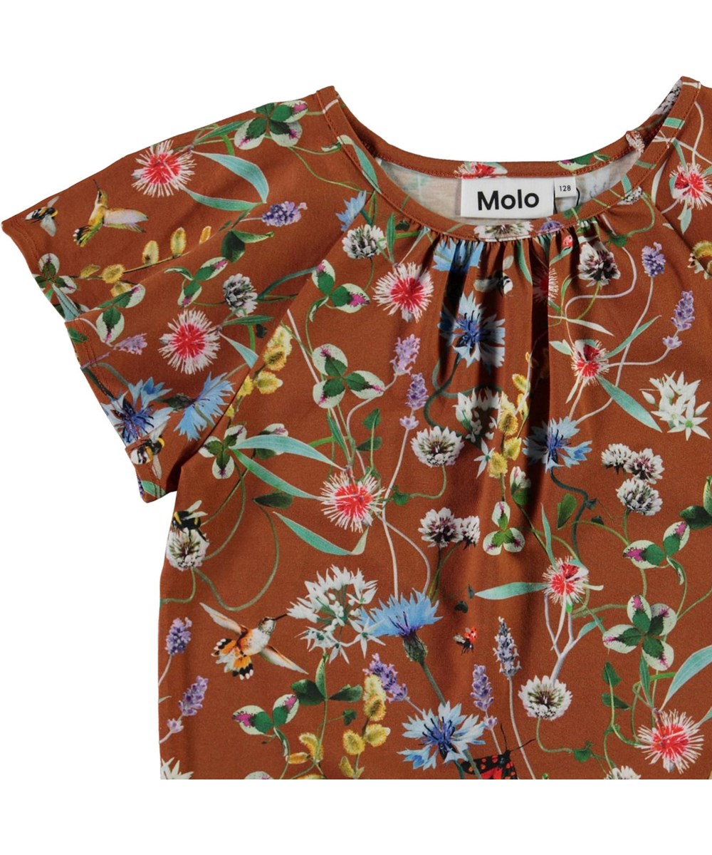 Rachel - Wildflowers - Økologisk brun t-shirt med blomster print