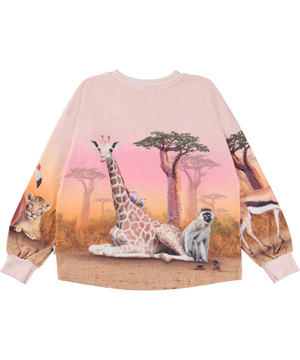 Reniza - Wild Wonderful - Lyserød økologisk bluse med  vilde dyrevenner print