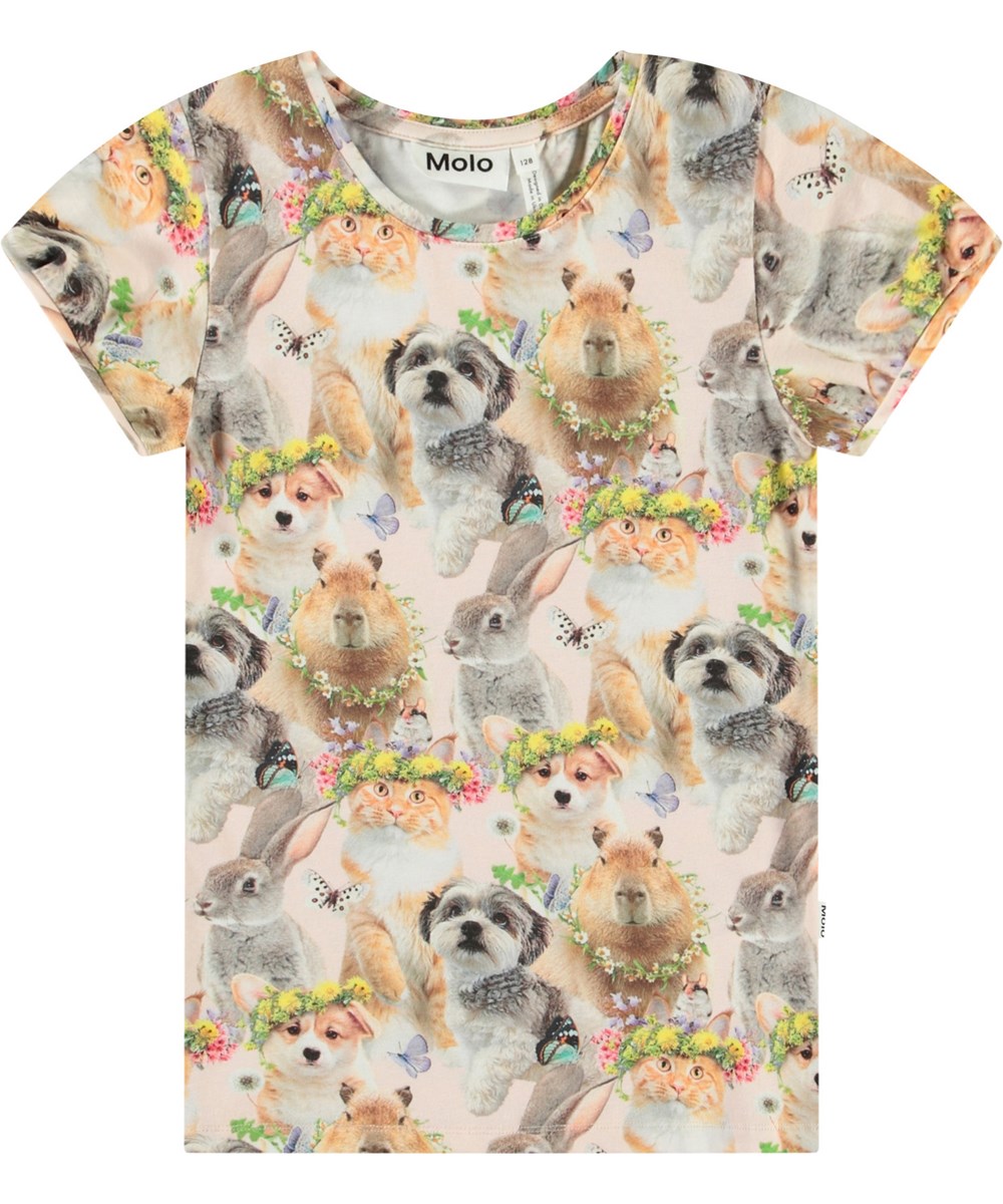 Rimona - Festival Friends - Tætsiddende t-shirt med print til børn i blødt økologisk bomuld med rund hals og små korte ærmer med puf.