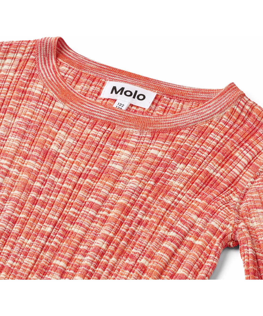 Gabriella - Sun Orange Mix - Langærmet bluse til børn i viskose blanding med flot struktur.