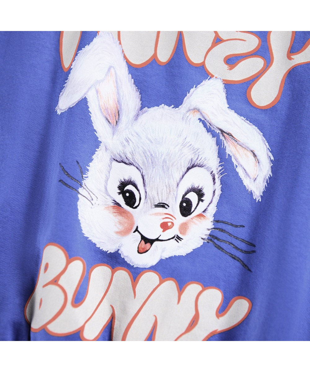 Marge - Violet Blue - Blå sweatshirt til børn i økologisk bomuld med print af sød tegnet kanin og teksten ''Honey Bunny''