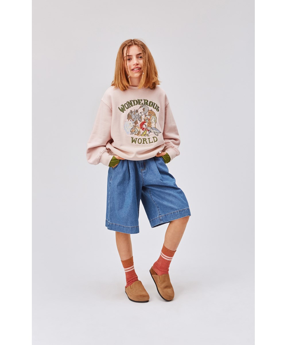 Monti - Powder - Lyserød Oeko-Tex sweatshirt med dyrebroderi