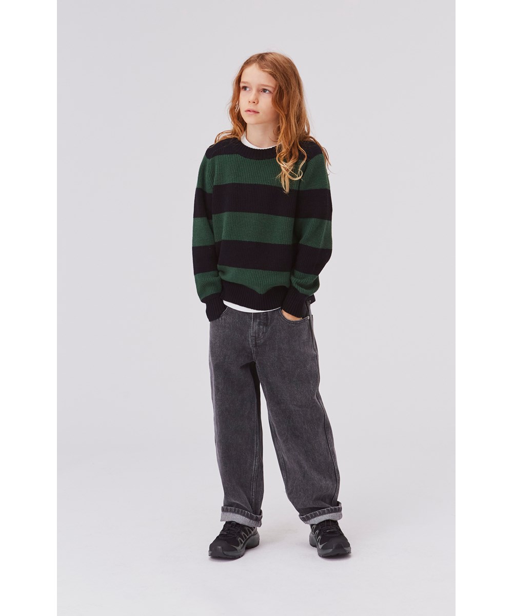 Aiden - Washed Black - Svarta breda skejtar jeans.