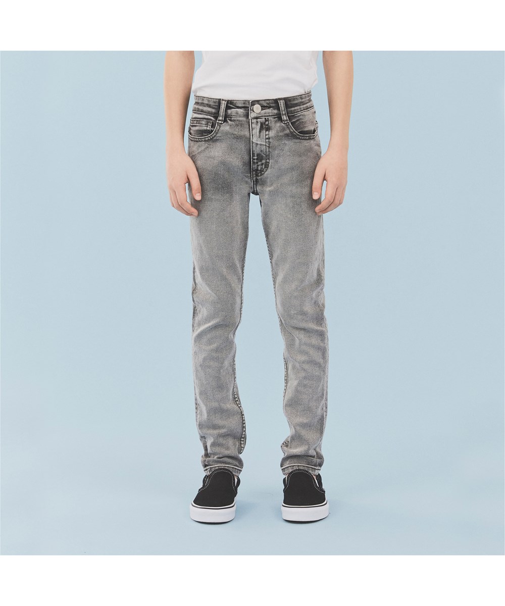 Aksel - Grey Washed Denim - Grå tvättade slim denim jeans.
