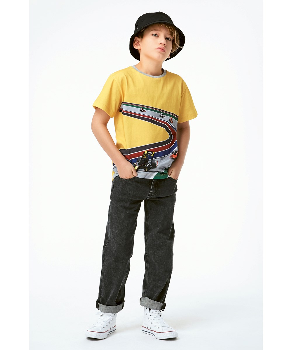 Raveno - Full Speed Curve - Ekologisk gul t-shirt med bilar